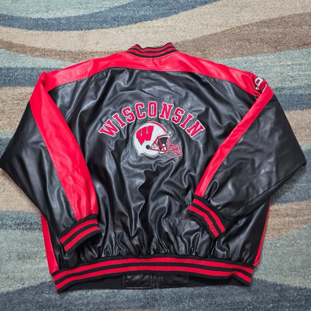 Vintage Wisconsin Badgers Steve & Barry’s FAUX Leather Jacket NCAA Men’s XXL - Picture 2 of 9